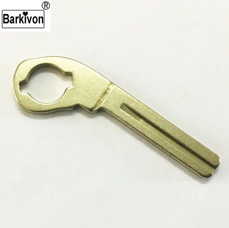 

Barkivon Replacement Flip Folding car key blade for Volvo Uncut key blank