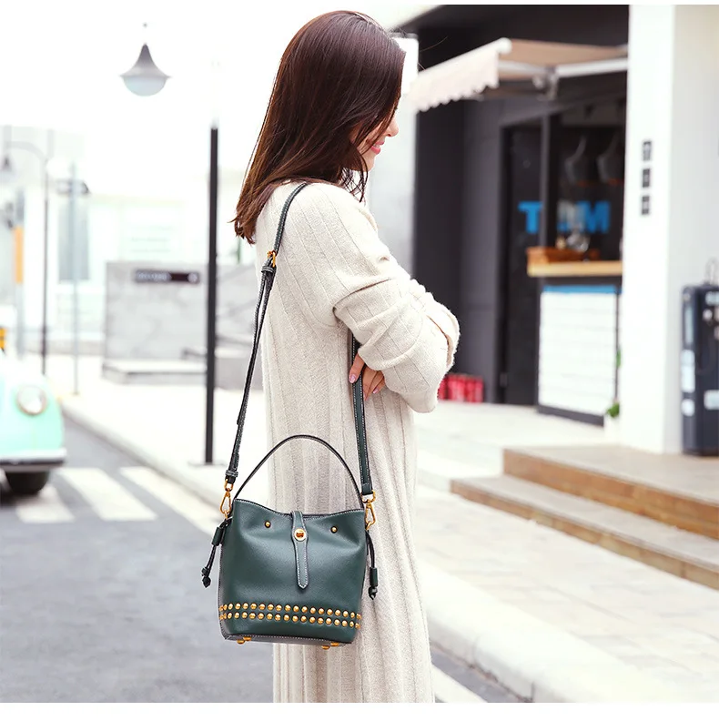 

2019 Fashion Women Handbag PU Genuine Leather Bucket Casual Bag Shoulder Crossbody Bags Multifunction Bag Tote YJ-187