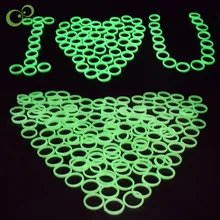 20 штук Jewelry светящиеся кольца флуоресцентные ювелирные изделия Симпатичные Пластиковые светится в темноте лента для кольца Хэллоуин вечерние WYQ