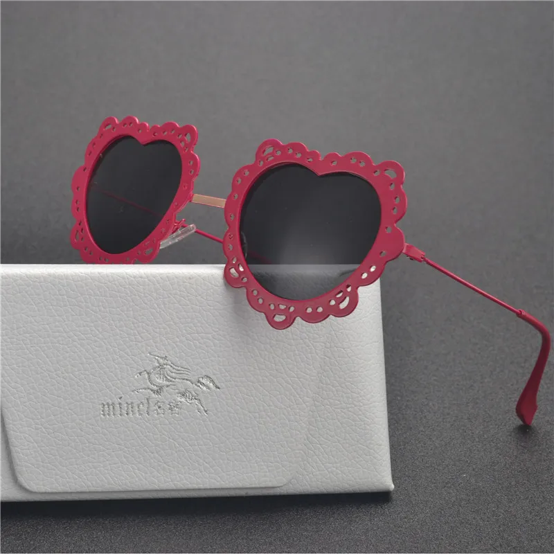 MINCL/ новые женские дизайнерские солнцезащитные очки в форме сердца UV400 с отражающими линзами в форме сердца милые Солнцезащитные очки с коробкой FML