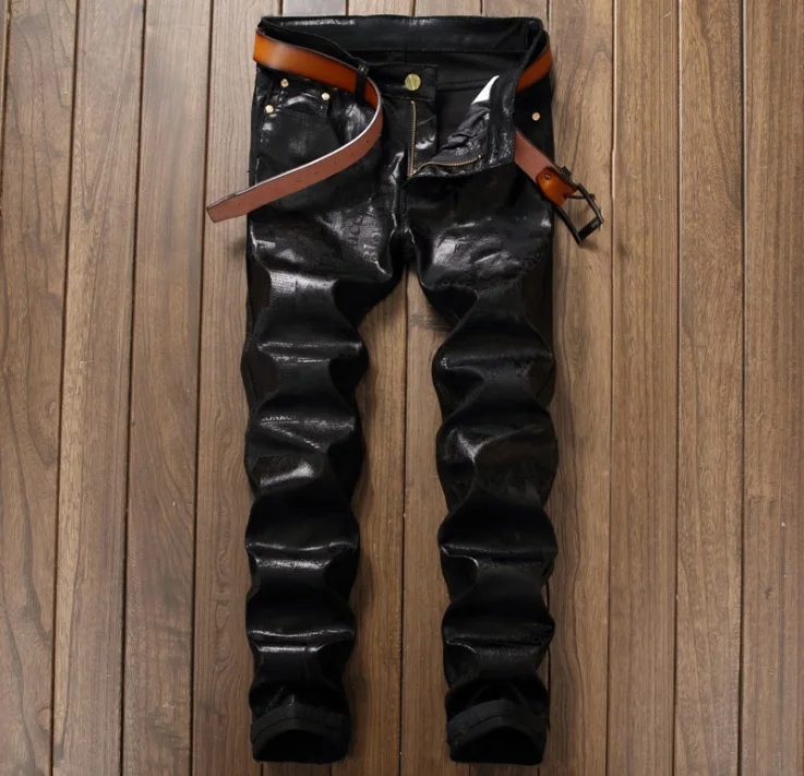 Европейский ночной клуб стиль 2018 мужские брюки прямые Роскошные брендовые молнии Модные ПУ брюки молния тонкие черные брюки с принтом для