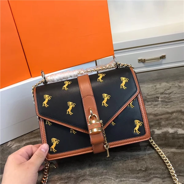 

PASTE brand Luxury design Women Bag Shoulder Bag Half Moon Handbag Fashion Crossbody Bag Genuine Leather Purse Ring lock Bag hot