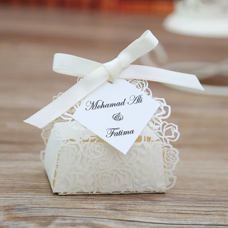 100 шт кремовая Роза лазерная резка свадебные коробки коробка для конфет Свадебные сувениры и подарки Casamento - Цвет: Add names