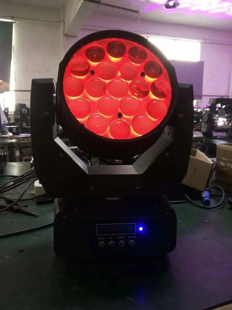 Быстрая доставка 19*15 Вт светодиодный зум стирка пятно луча сценический эффект световое оборудование для DJ disco RGBW DMX перемещение головы