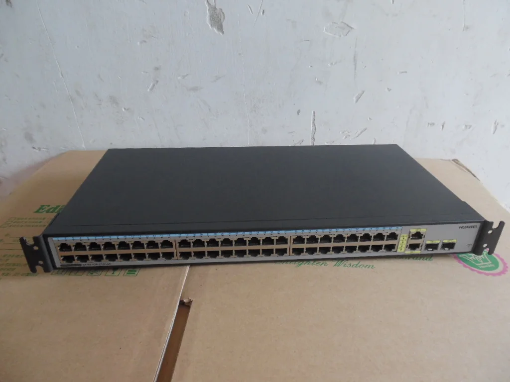 Б/у Huawei s1700-52r-2t2p-ac 48-port 100 M+ 2 порта Gigabit+ 2 порта волоконно-оптический коммутатор