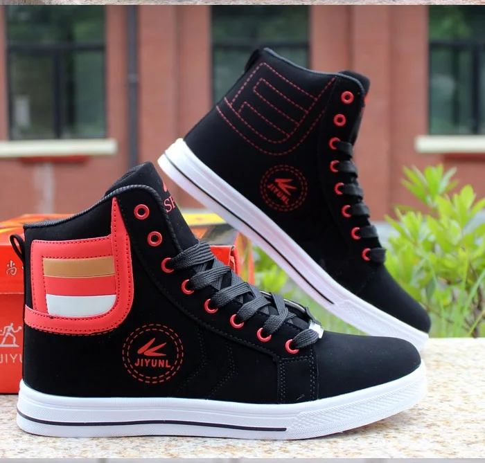 HUANQIU Brand Men Shoes 2018 Spring Fashion Boots Shoes Man High Top Shoes Men Lace Up Casual Shoe Chaussure Plus size 45 ZLL434 HTB1npU0XjzuK1RjSspeq6ziHVXaz - HUANQIU Brand Men Shoes 2018 Spring Fashion Boots Shoes Man High Top Shoes Men Lace Up Casual Shoe Chaussure Plus size 45 ZLL434