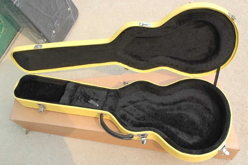 

Electric Guitar Yellow Hardcase Not sell separately ,Sale with guitar together!