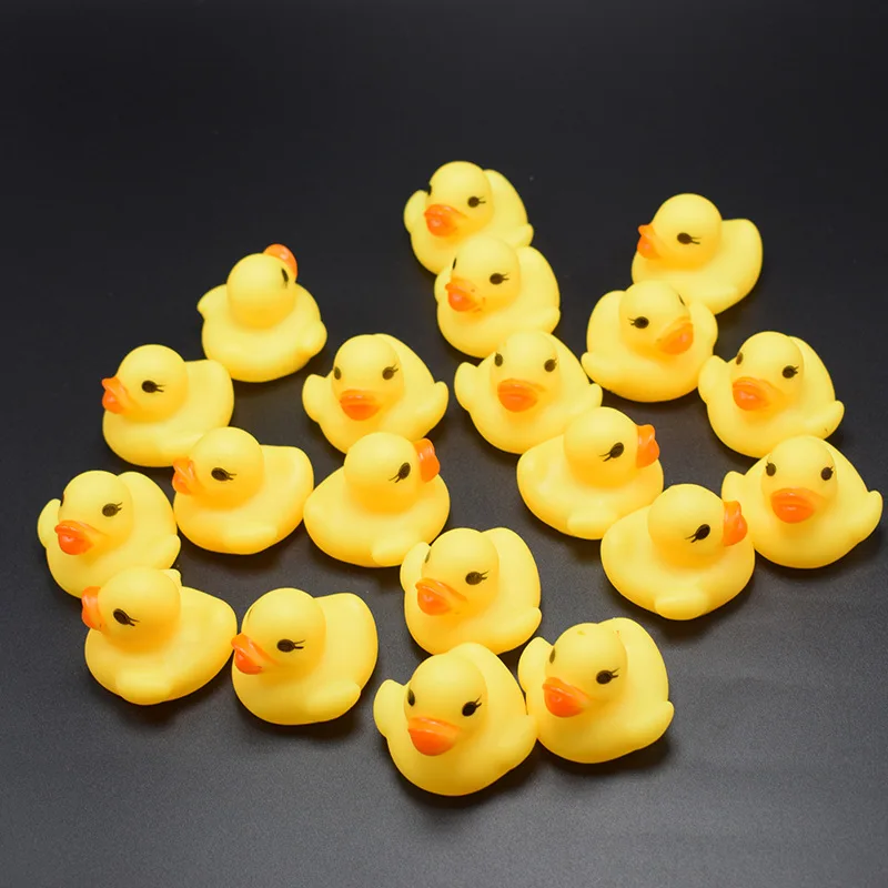 200PCS=10bags 3.5CM Mini Bath Duck Sound Floating Rubber Ducks Squeeze sounding Dabbling Toy
