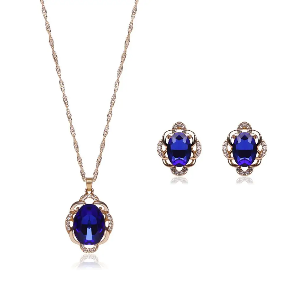 

Rhinestones Jewelry Set Wholesale Gold-color Stud Earrings and Necklace Fashion Vintage Jewelry For Party