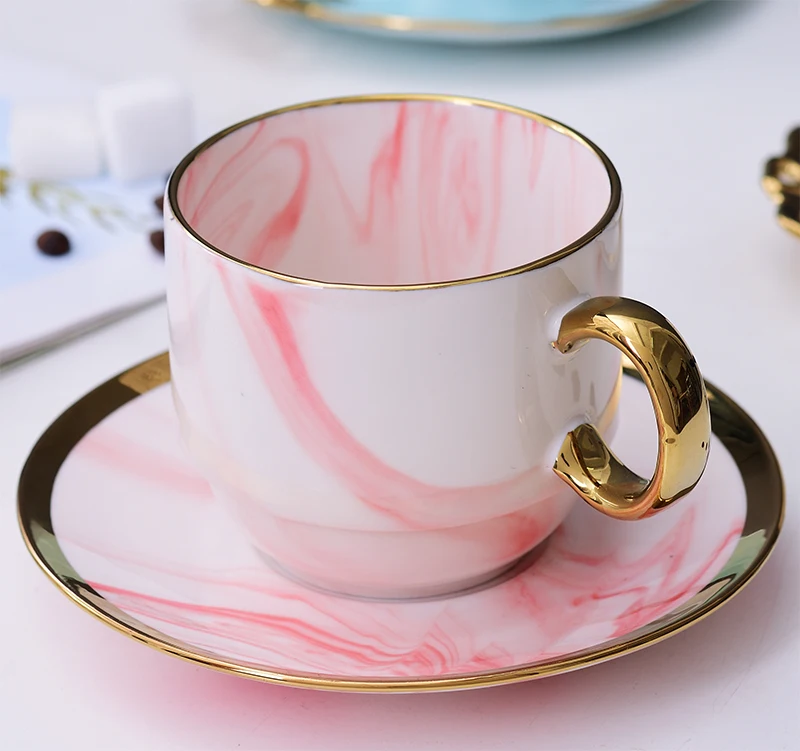Скандинавская керамическая кофейная чашка, простая креативная Золотая боковая кофейная чашка, набор с тарелкой, домашняя кофейная офисная чашка, забавные подарки, Прямая поставка