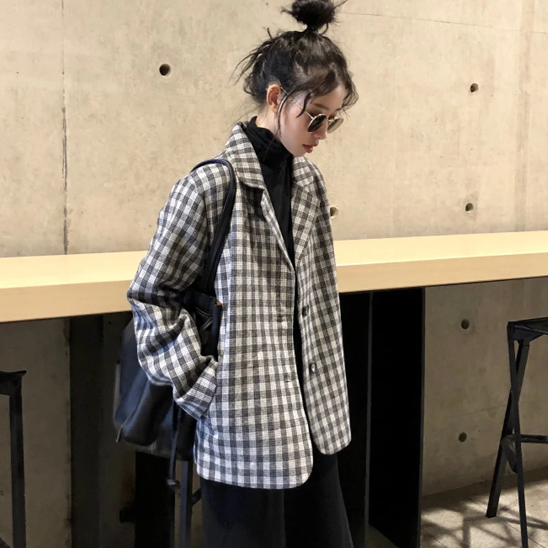 Harajuku Style Black White Plaid Jacket Women 2018 New Spring Womens Coat Long Sleeve Single-breasted Suit Collar Basic Jackets Harajuku Style Black White Plaid Jacket Women 2018 New Spring Womens Coat Long Sleeve Single-breasted Suit Collar Basic Jackets
