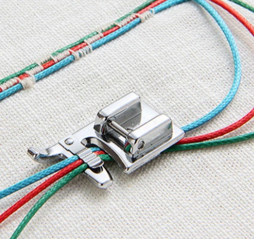 

Domestic sewing machine parts presser foot 7309(5011-13) / Cording Foot