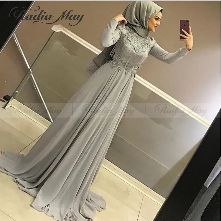 

Elegant Silver Grey Chiffon Long Sleeve Muslim Evening Dress with Hijab Appliques Beaded Tassel Abaya Kaftan Dubai Prom Dresses