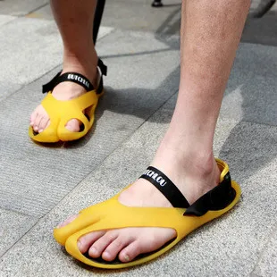mens jelly beach shoes