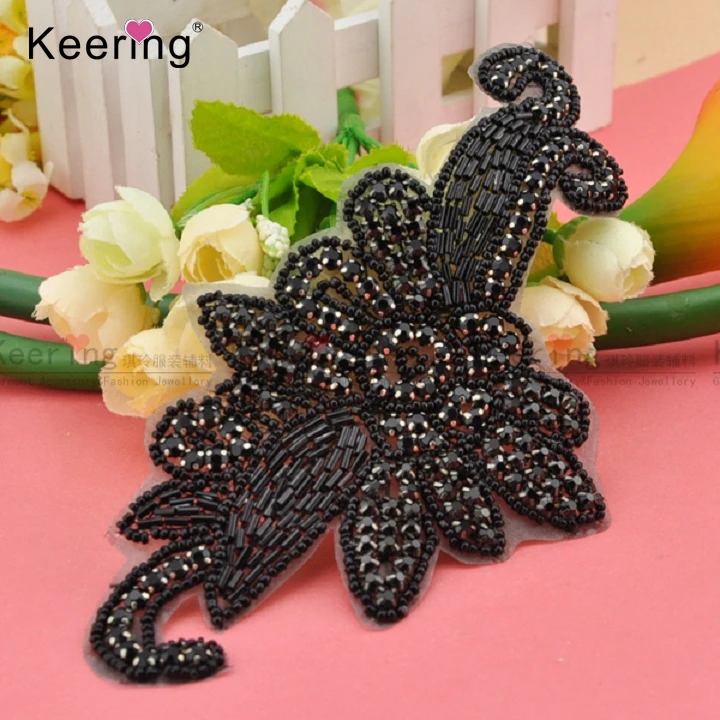 

Wholesale Fancy Black Flower Beaded Rhinestone Applique WRA-435