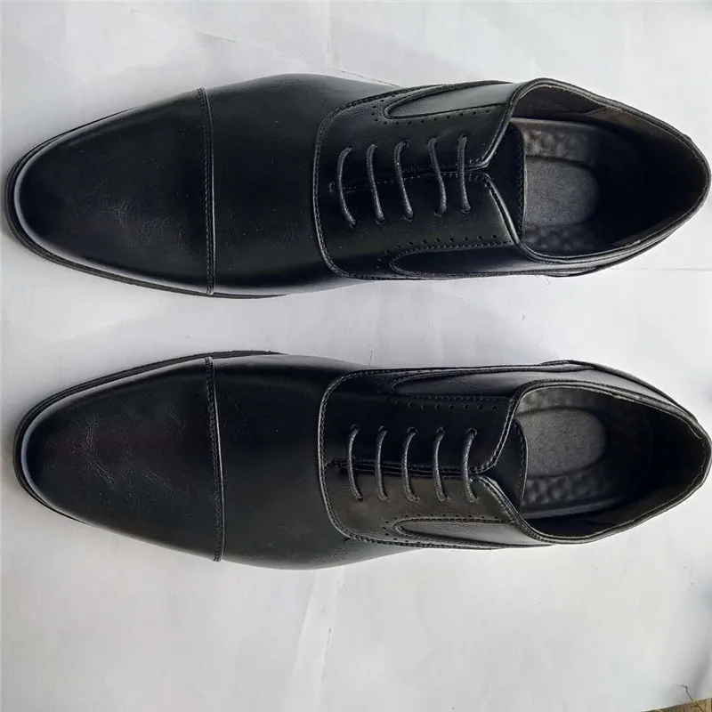 Мужские деловые модельные деловые кожаные туфли на плоской подошве оксфорды лоферы на шнуровке с острым носком Мокасины homme повседневные