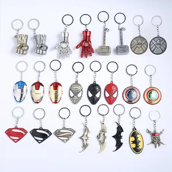 

The Avengers Marvel Captain America Shield Spiderman Iron Man Thor Superman Hulk Batman Keychain Action Figure Cosplay Toys