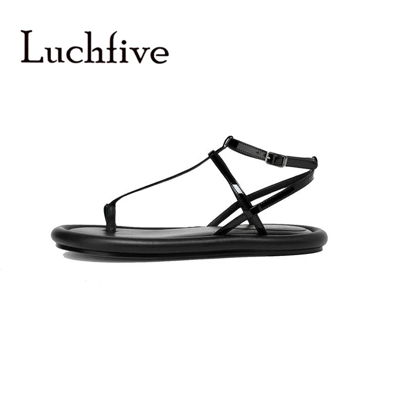 

Rome Style Toe-Knob Flat Beach Sandals INS Fashion White Black Strappy Sandals Summer Shoes Women