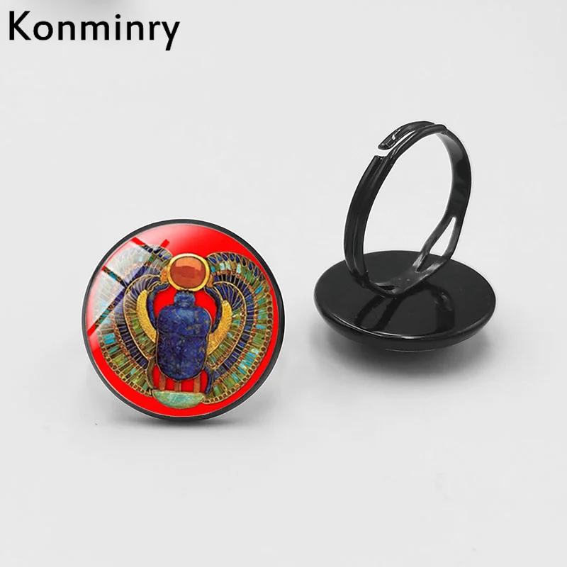 Антикварное кольцо Konminry в виде египетского скараба из стекла с кабошоном