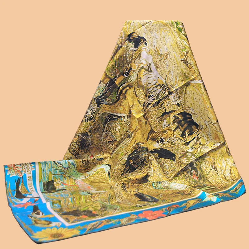 

HuaJun 2 Store|| The drawing is super difficult "La Vie Sauvage du Texas" 90 silk square scarf Twill inkjet scarf