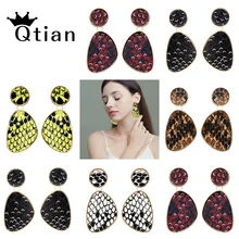 Qtian геометрические Висячие серьги для женщин модные ювелирные изделия винтажные леопардовые многоцветные серьги с подвеской