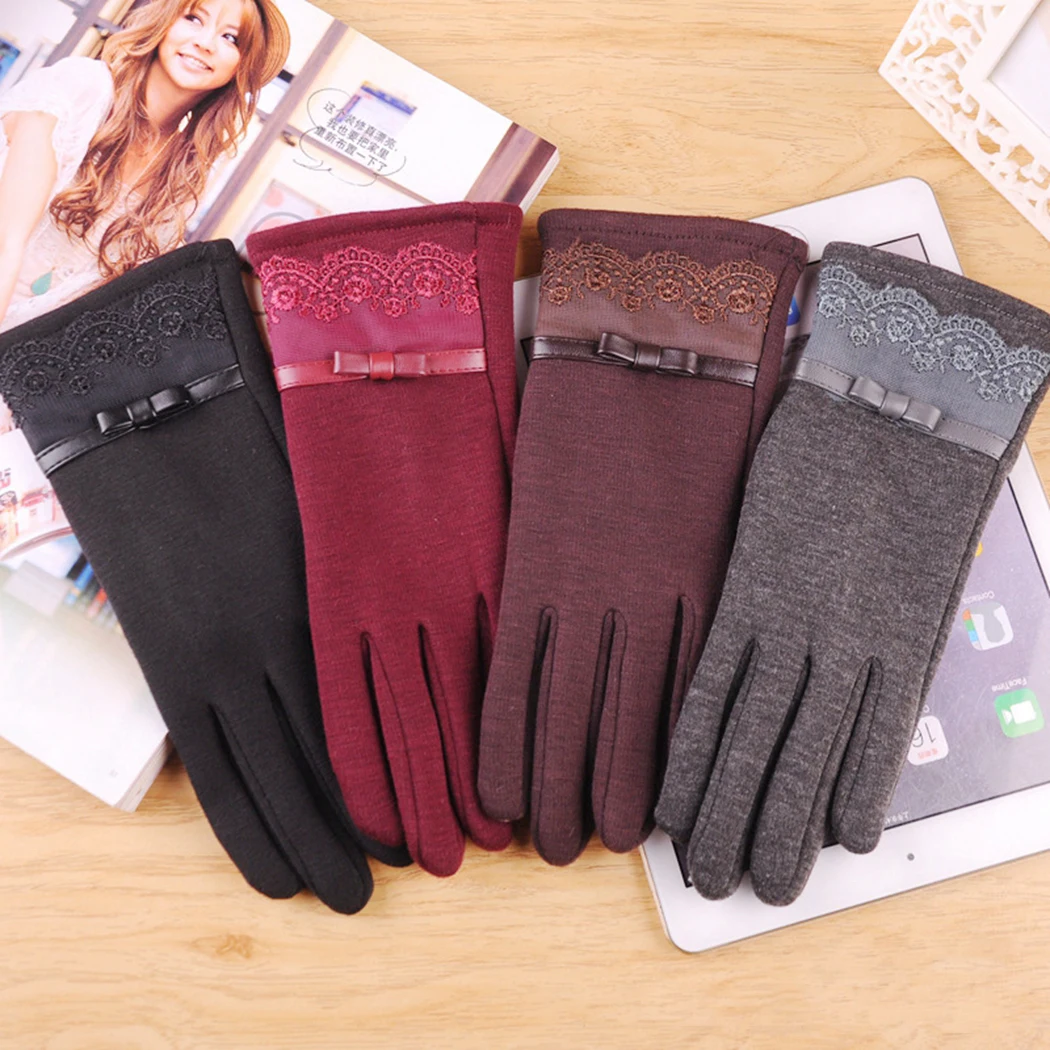 Set Of Classic Cashmere Cashmere Ladies Do Not Touch Velvet Glove Touch