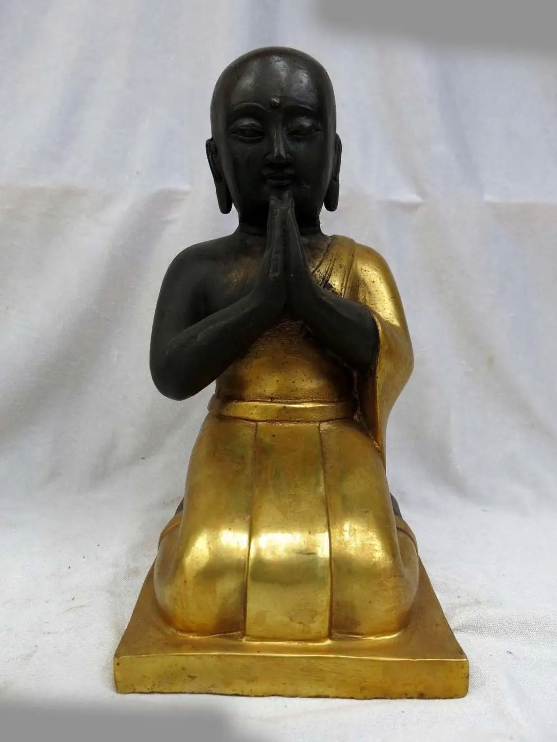 

9 China bronze gild carved sculpture buddhism devout kneeler buddha Statue