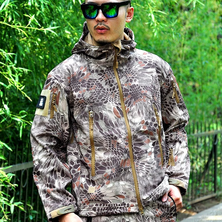 Камуфляжная флисовая тактическая куртка мужская спортивная верхняя одежда водонепроницаемая ветрозащитная куртка армейская походная верхняя одежда