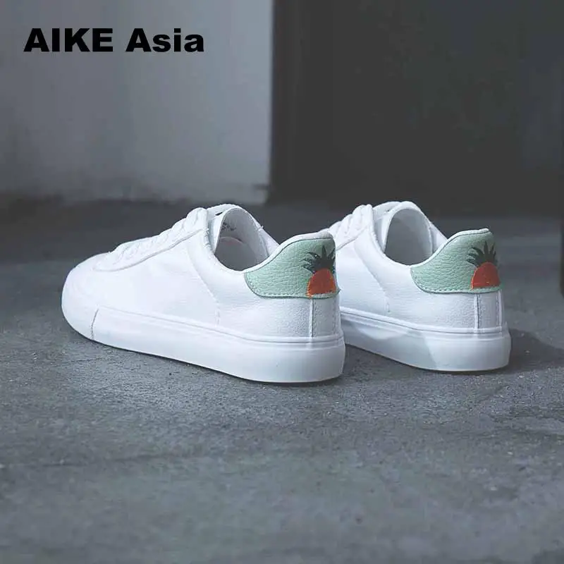 Aike ASIA/женские кроссовки; коллекция года; модная дышащая Вулканизированная обувь из искусственной кожи на платформе со шнуровкой; повседневные белые кроссовки; tenis feminino