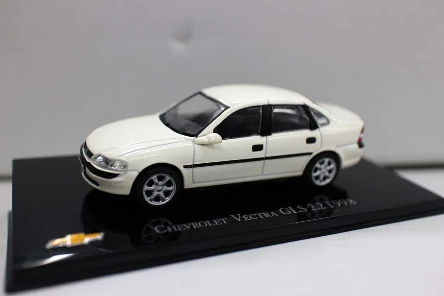 Высокая имитация Chevrolet vectra gls2.2 1998 Модель, 1:43 сплав автомобиля игрушки, металлические литья, Коллекционная модель