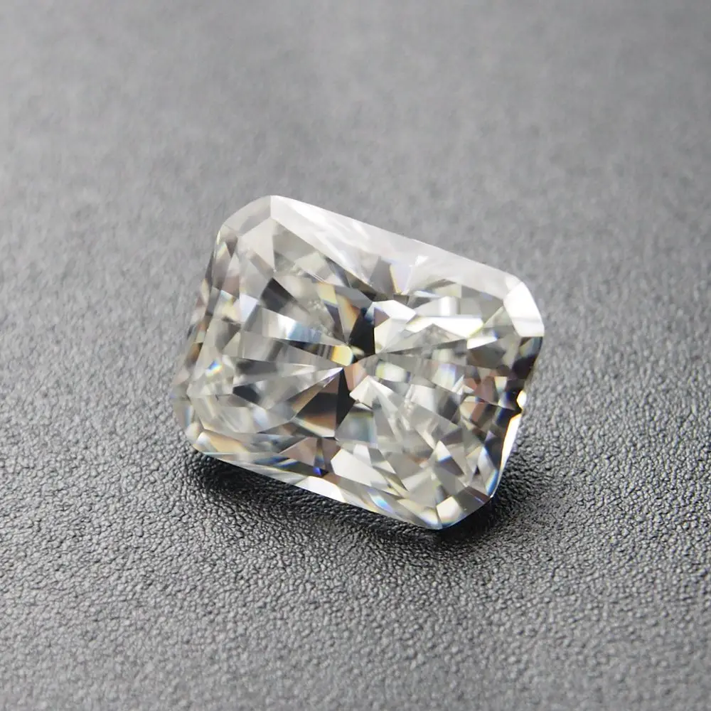 Radiant Moissanite  (27)