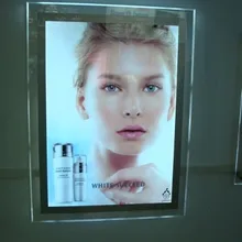Производство плакат кадра привело реклама Кристалл Лайтбокс