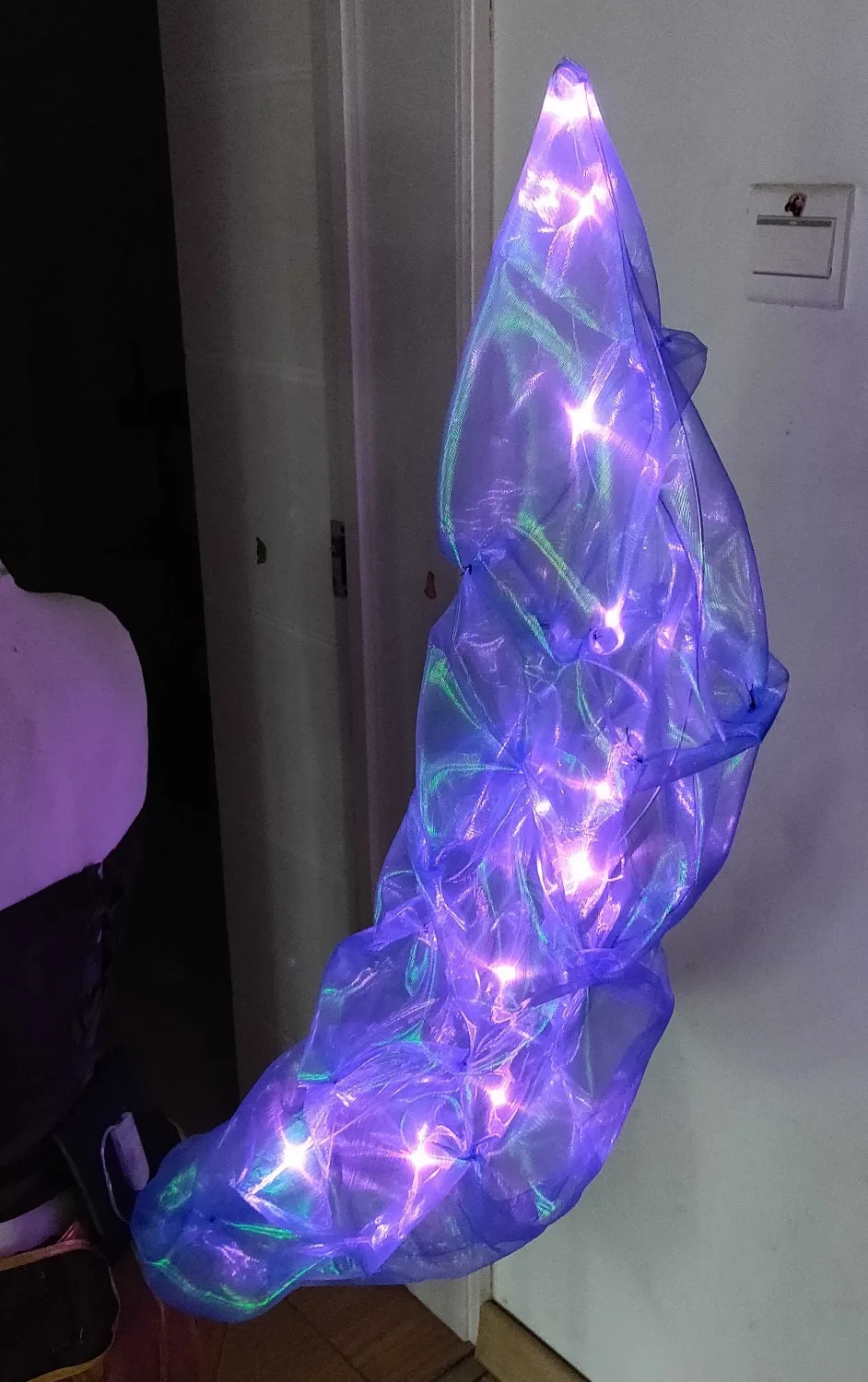 In stock! Anime prop 2019 LOL Ahri tail KDA Idol singer new skin kda tails shiny Nine-Tailed Fox Ahri cosplay costumes In stock! Anime prop 2019 LOL Ahri tail KDA Idol singer new skin kda tails shiny Nine-Tailed Fox Ahri cosplay costumes