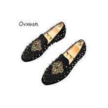 Ovxuan/Роскошные брендовые короткие легкие мужские кожаные туфли типа мокасин, модные вечерние и свадебные мужские туфли на плоской подошве, Повседневные Мужские модельные туфли с золотой шелковой вышивкой