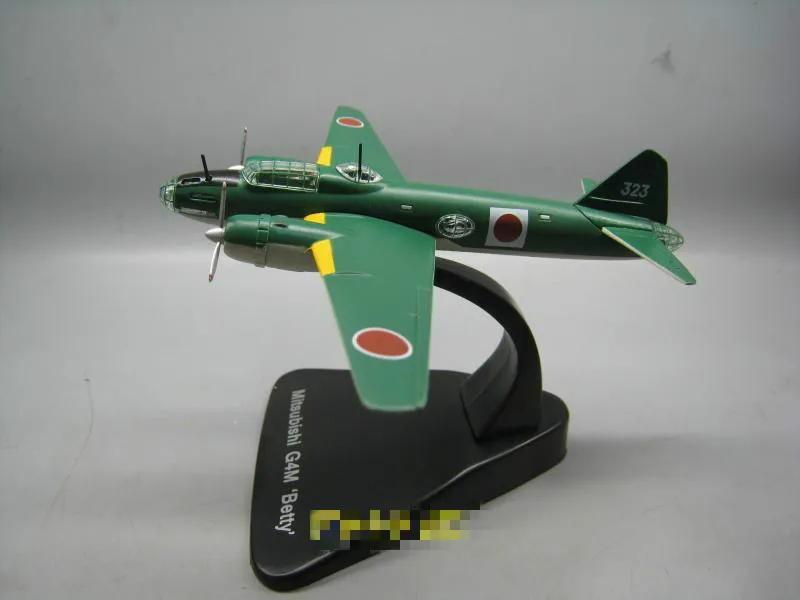 

Atlas 1/144 Scale Mitsubishi G4M "Betty" Navy Type 1 Attack Bomber Diecast Metal Plane Model Toy For Gift,Collection,Kids