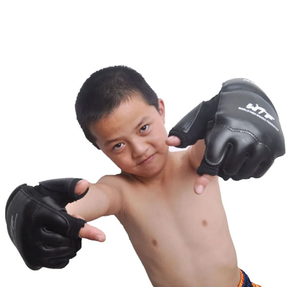 New Leather Half Finger Kids Children Karate Boxing Gloves Mitts Sanda Karate Sandbag Taekwondo Protector Gloves MMA Muay Thai