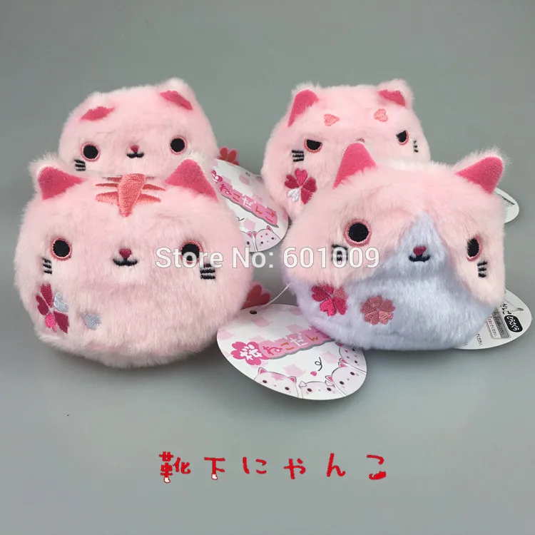 

Free Shipping EMS 50/Lot 4PCS Pink Neko Atsume Cat Backyard Cat Meow Collection Dango Mochi Plush Doll 3