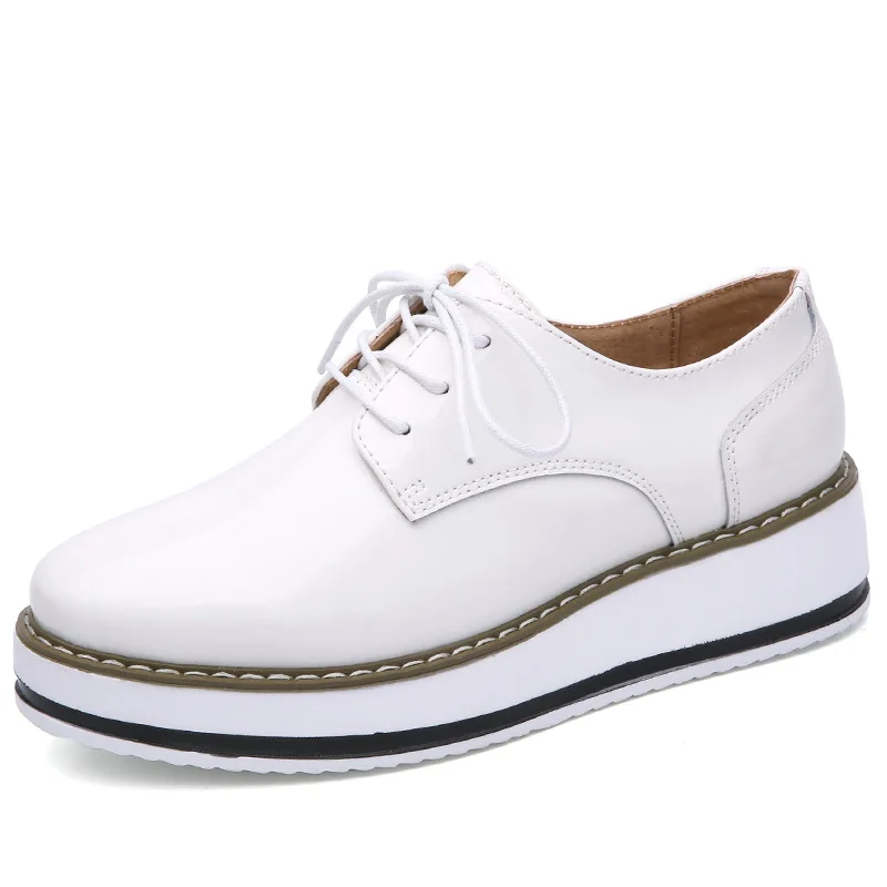 2017 Ladies Brogue Shoes Lace-Up Flat Platform Oxfords Shoes Woman Casual PU Patent Leather Creepers Spring Fashion Women Flats (2)