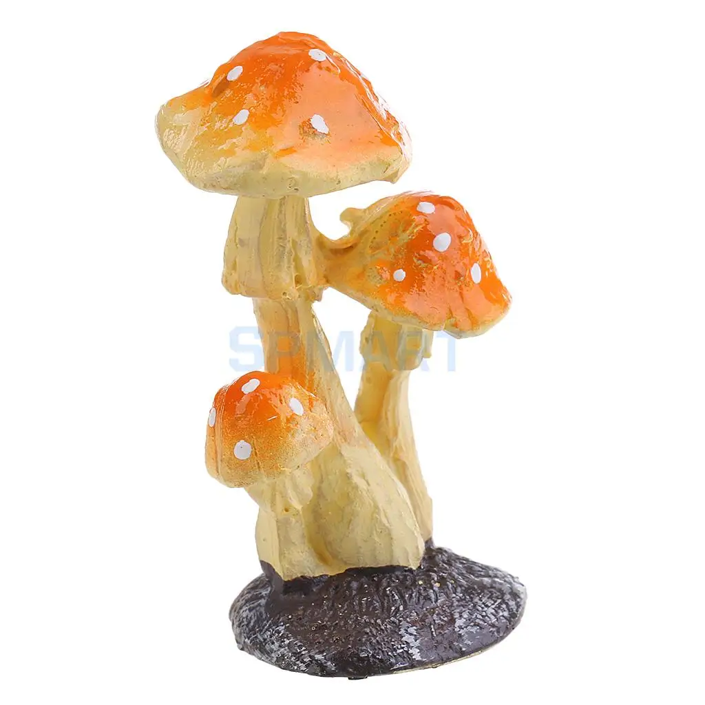 Resin Cute Mushroom Figurine Figure for Garden Grassland Decors