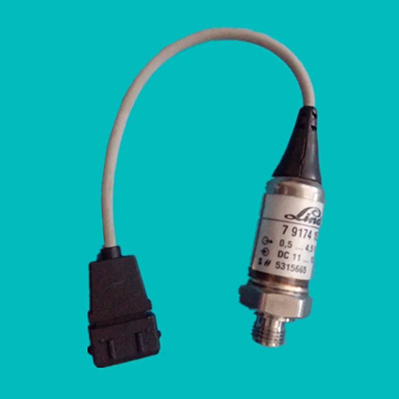 

Linde forklift sensor 7917415582 genuine spares part used on 350 diesel truck H12 H16 H18 H20