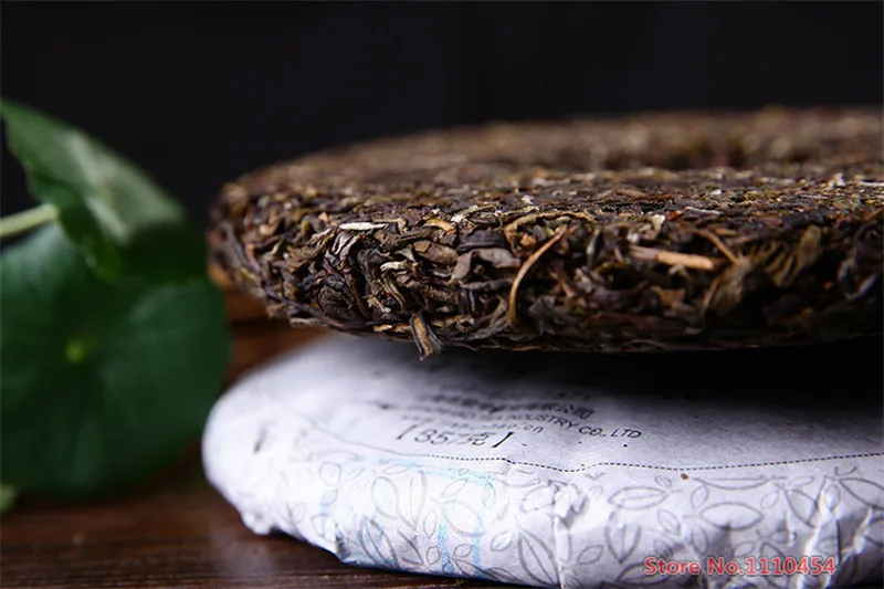 China Yunnan puerh tea 357g raw puer Chinese Menghai shen taetea 357g pu er green food health care pu erh cake pu er tea 357g   China Yunnan puerh tea 357g raw puer Chinese Menghai shen taetea 357g pu er green food health care pu erh cake pu er tea 357g