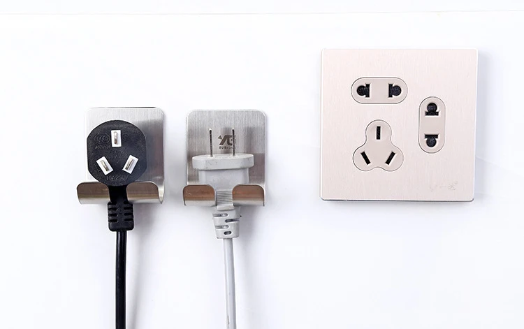Plug Holder