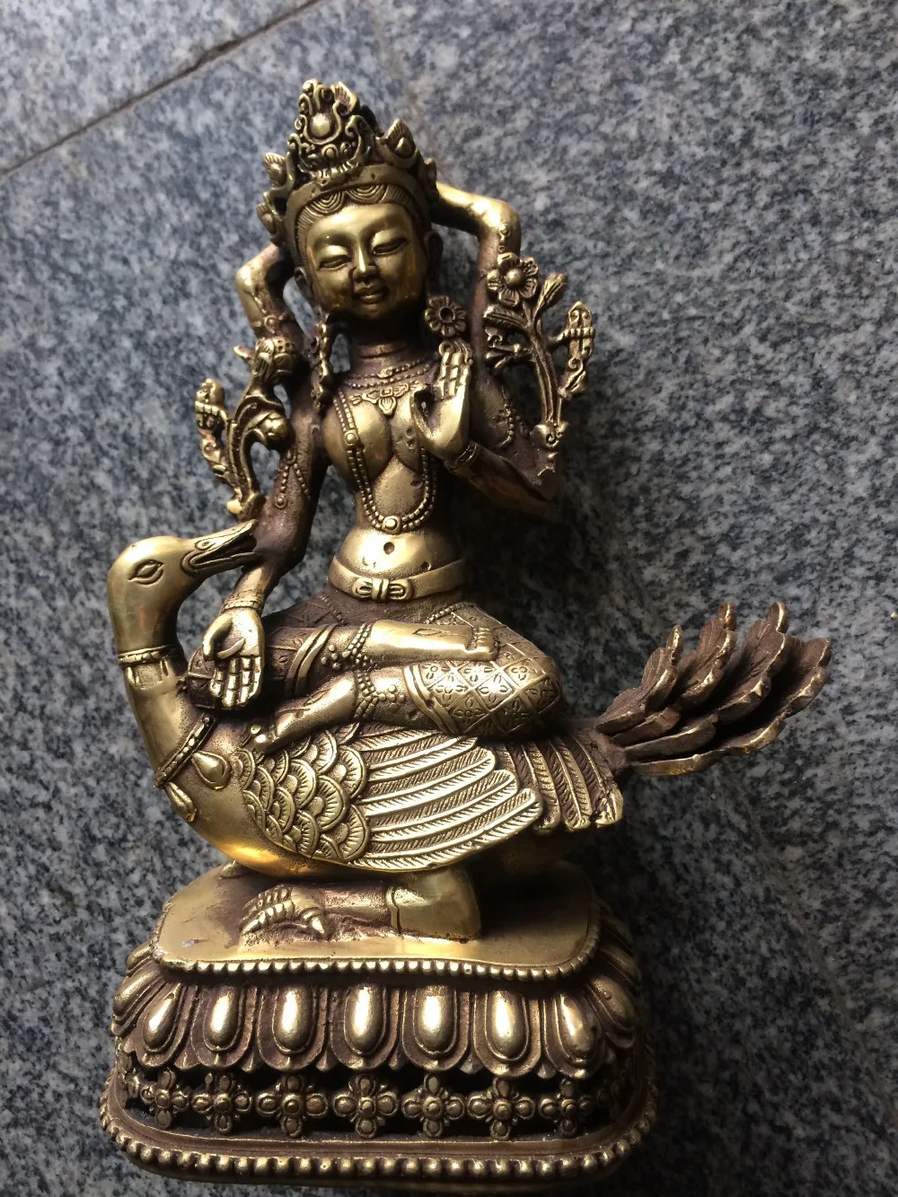 - 4 Bras Tara Buddha Rare Chinese Bronze Buddha Statue