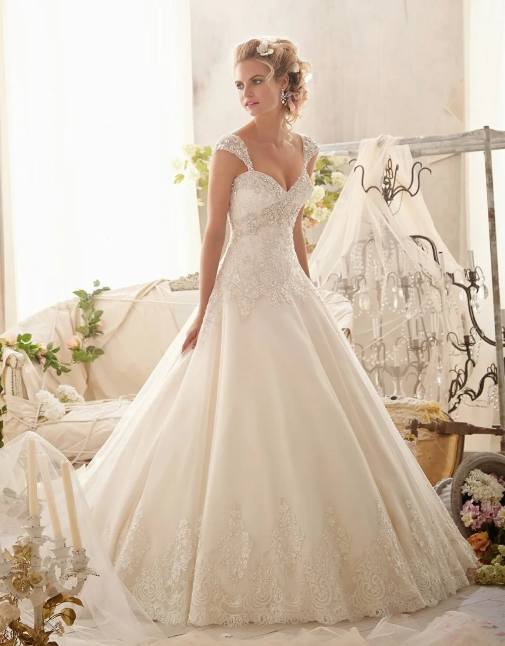 

Custom Made 2015 New Design Princess Wedding Dresses Beading Lace Elegant Plus Size vestido de novia Free Shipping MO5