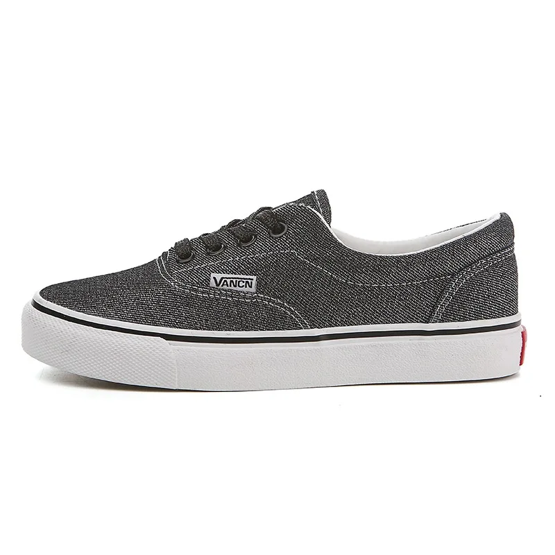 Woman Silver Wire Canvas Low cut Shoes Fashion Sneakers Women Four Seasons Flats Casual Classics