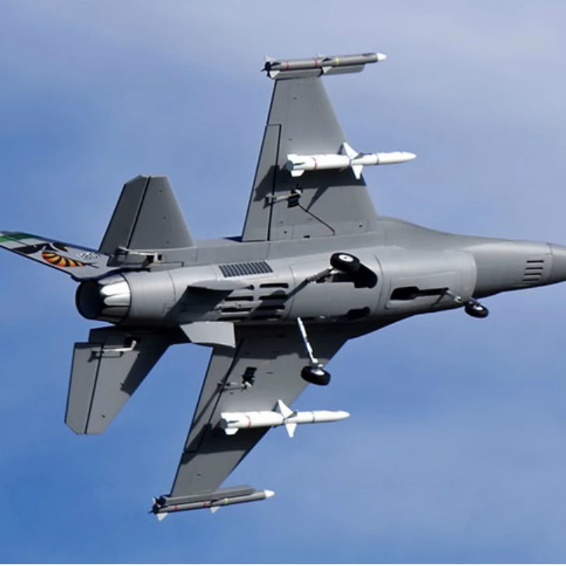 FMS 70 мм F16 Боевой сокол V2 воздуховод EDF Jet 6S 6CH с щитками втягивающимися PNP EPO