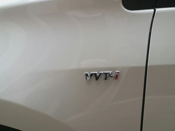 ABS VVTI VVT-I Emblem Badge Car Body Sticker For Car Styling Toyota Corolla 2008 Car Boot Fender Emblem Sticker Car Accessories