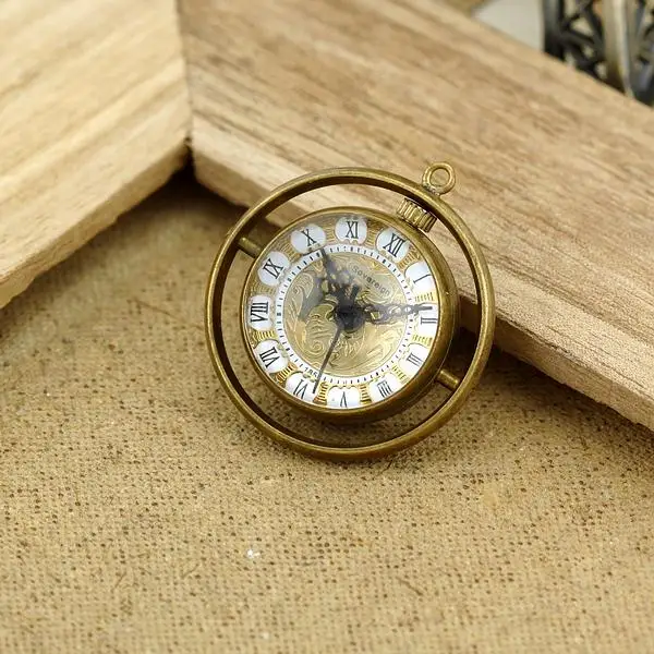 

Classic Steampunk Crystal Ball Fisheye Men Women Mechanical Pocket Watch for Men Women