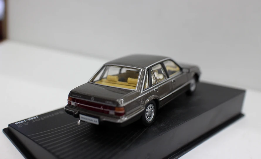 Фабричный 1:43 OPEL Senator A2 1982-1986 игрушечный автомобиль из сплава, игрушки для детей, литая модель автомобиля, подарок на день рождения