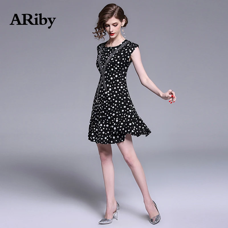 Women Dress 2019 Summer New Fashion Office Lady Temperament Dot Chiffon Diamond Pearl Cross Slim Sleeveless Mini A-Line Dresses Women Dress 2019 Summer New Fashion Office Lady Temperament Dot Chiffon Diamond Pearl Cross Slim Sleeveless Mini A-Line Dresses